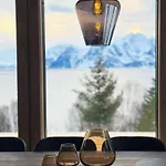 펜션 Lyngen Vista - Arctic Boutique Lodge Hamnnes