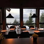 Lyngen Vista - Arctic Luxury * Hamnnes