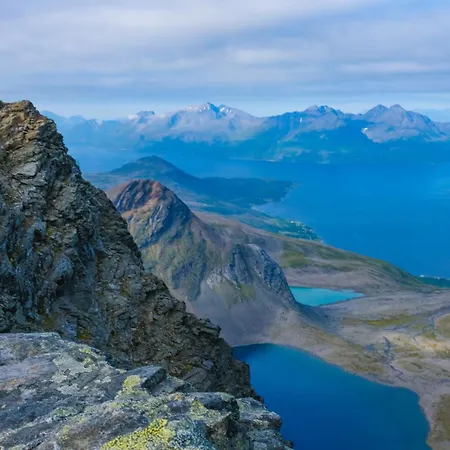 Lyngen Vista - Arctic Luxury! Hamnnes