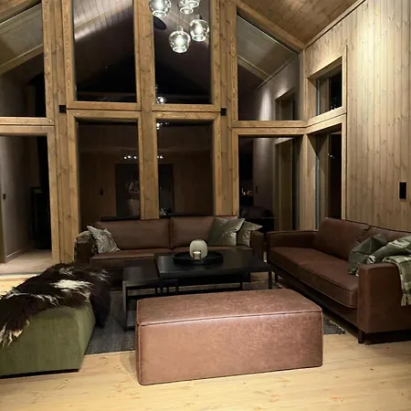 Lyngen Vista - Arctic Luxury * Hamnnes