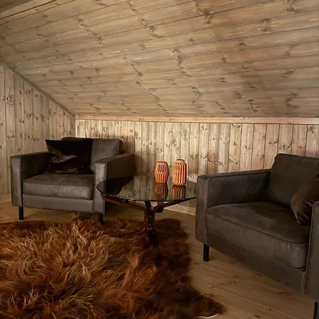 Lyngen Vista - Arctic Luxury Hamnnes