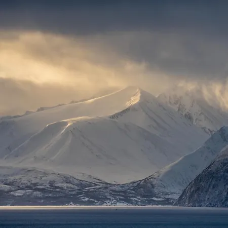 Nyaraló Lyngen Vista - Arctic Luxury *