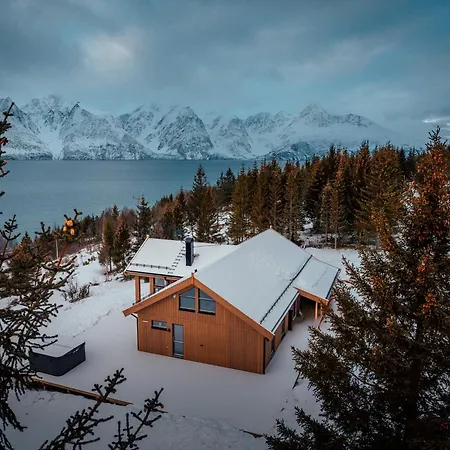 Lyngen Vista - Arctic Luxury