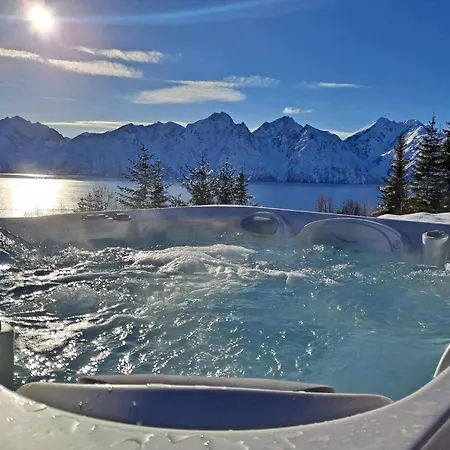 Lyngen Vista - Arctic Boutique Lodge * Hamnnes