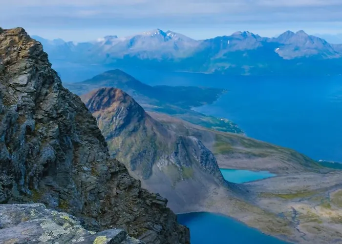 Lyngen Vista - Arctic Luxury Hamnnes