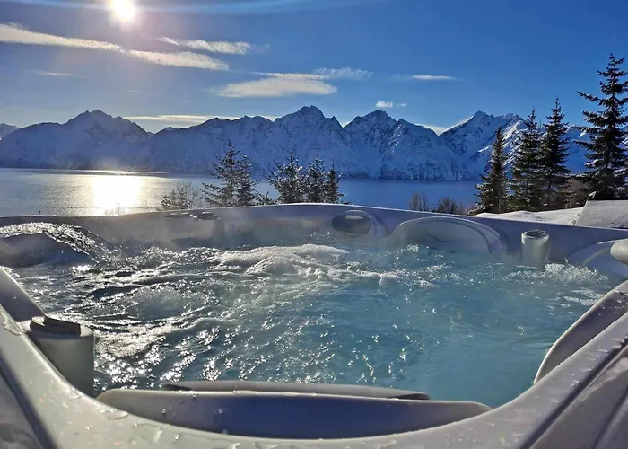 Lyngen Vista - Arctic Luxury * Hamnnes