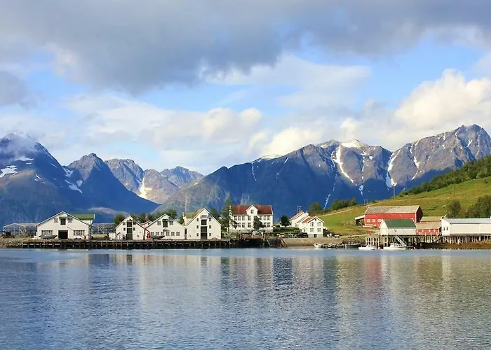 Lyngen Vista - Arctic Luxury Feriehus *