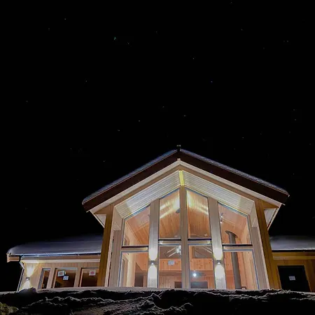 Lyngen Vista - Arctic Luxury بيت للعطل *