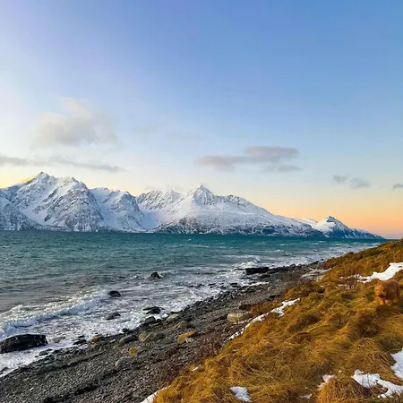 Lyngen Vista - Arctic Luxury