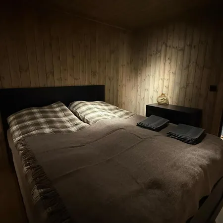 Lyngen Vista - Arctic Luxury بيت للعطل *