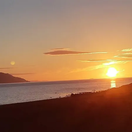 Lyngen Vista - Arctic Luxury بيت للعطل